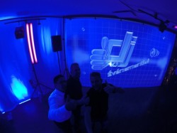 party-02.jpg