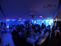 party-05.jpg